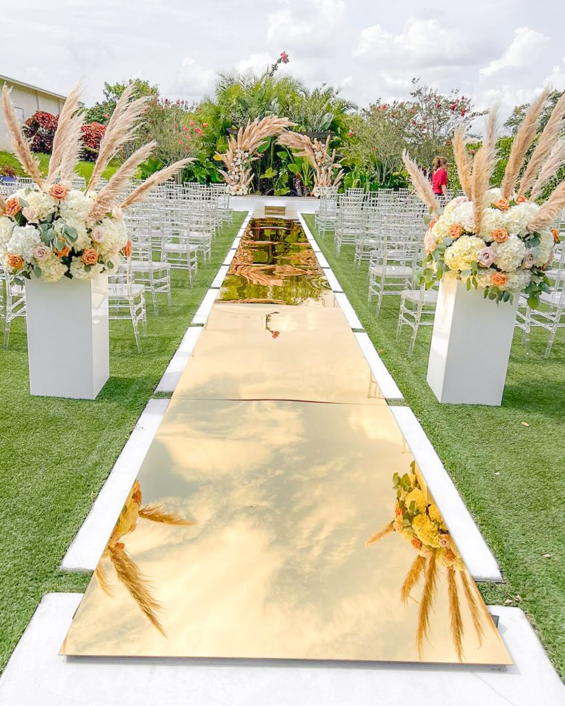 gold wedding isle rental