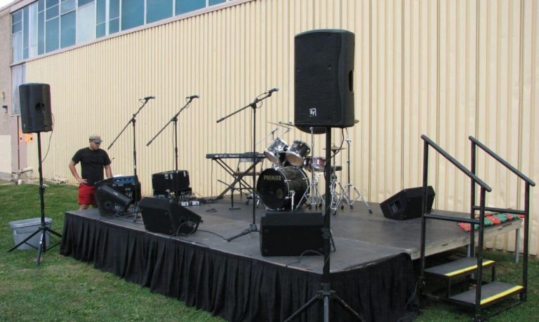 portable stage rental at Miami concert